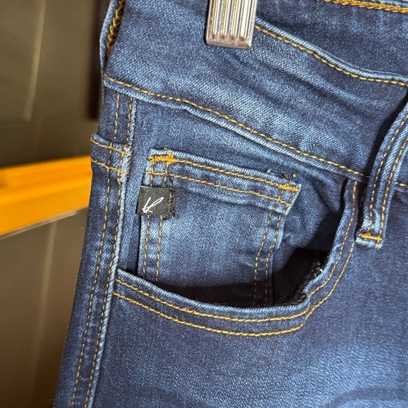 KanCan Jeans Bootcut Stretch Blue Mid Rise Denim Womens Size 27 Style EL1041DC - Picture 3 of 9